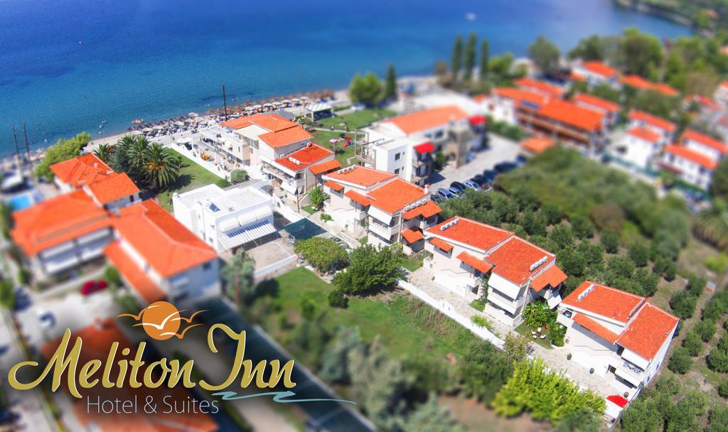 Meliton Inn Hotel & Suites By The Beach Neos Marmaras Exterior foto